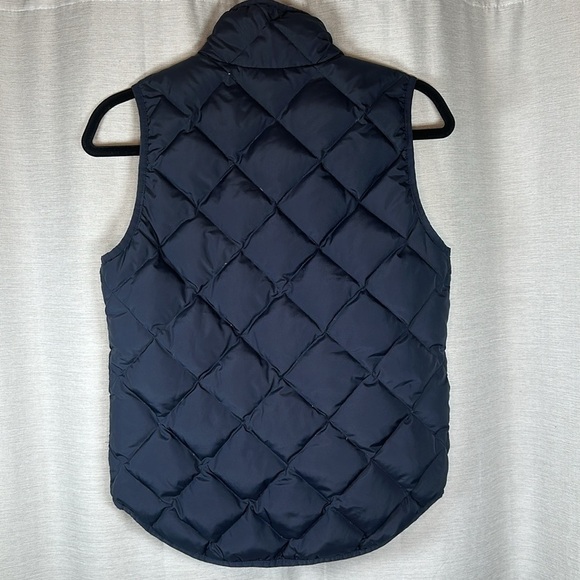 J.CREW DOWN VEST SIZE(XS) - Picture 5 of 5